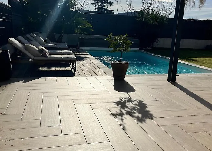 480 * Roquebrune-sur Argens