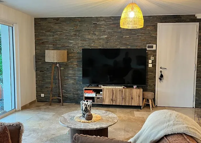 Vila 480 Roquebrune-sur Argens